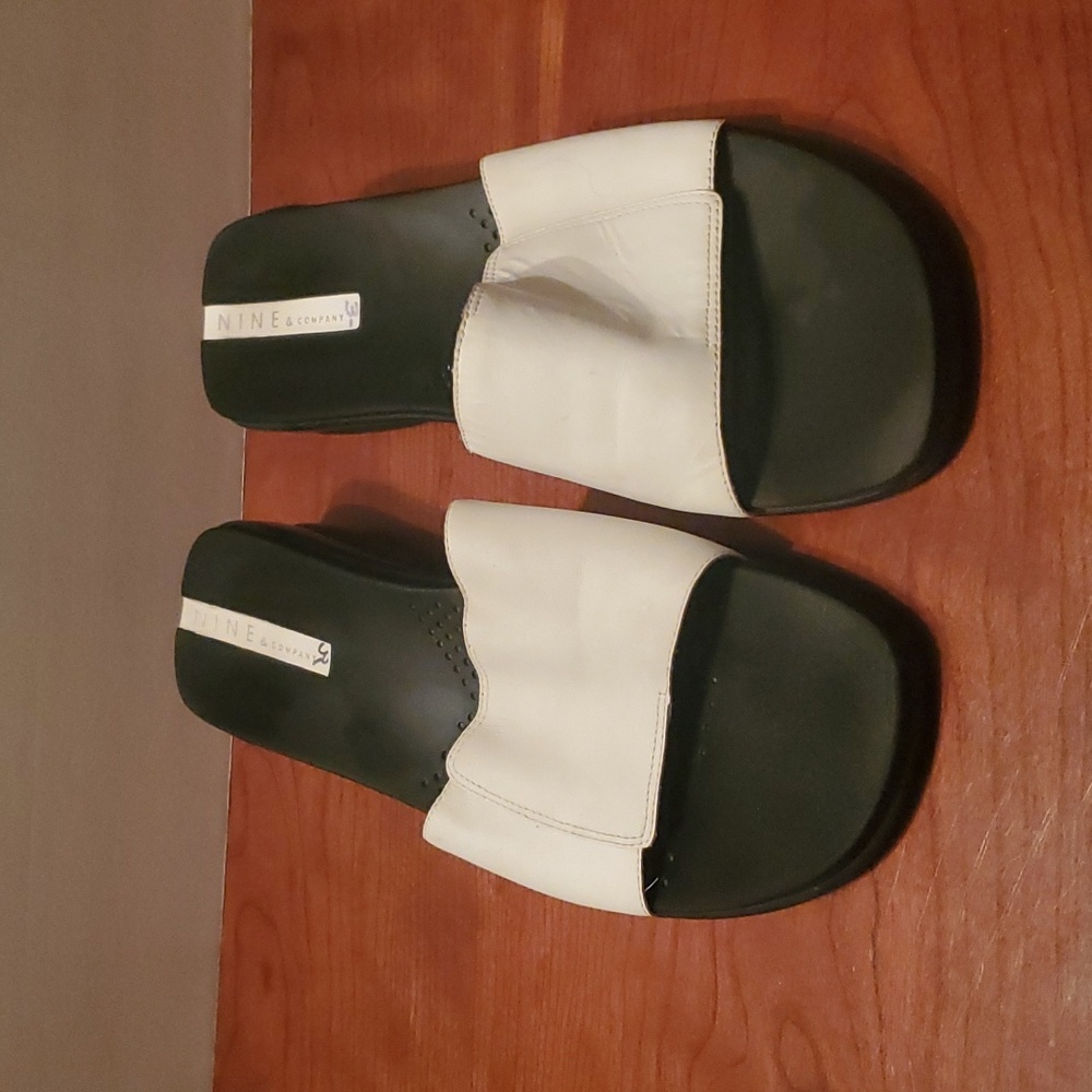 Women's Nine & Company leather slip ons